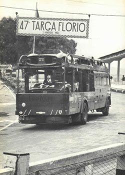 Thumbnail: 1963 Photo of a Fiat/Bartoletti 642 N 2 Race Transporter in Ferrari colors 