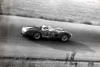 Thumbnail: Phil Hill turns in at T2, 1958 Times race